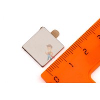Неодимовый магнит диск 25х5 мм с зенковкой 5.5/10.4 мм, N35 - Неодимовый магнит прямоугольник 15х15х1.5 мм с клеевым слоем